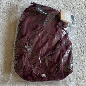 Northface Womens Jester backpack- burgundy